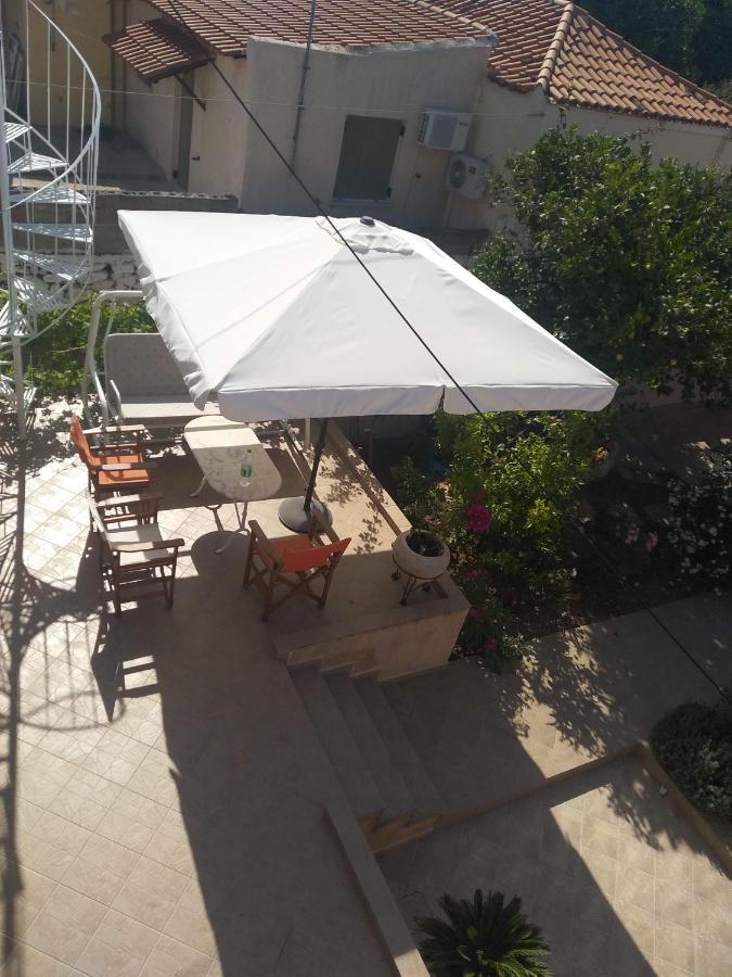 Appartement Aegina House Extérieur photo